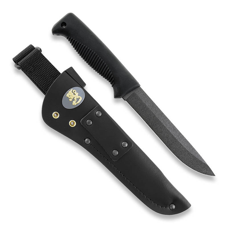FJP006 - M95 Ranger Puukko Teflon, kožené pouzdro, znak lva